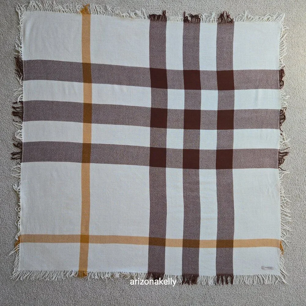 NWOT Burberry Merino Wool Square Scarf with Fringe Tan Brown & Cream - Picture 2 of 14